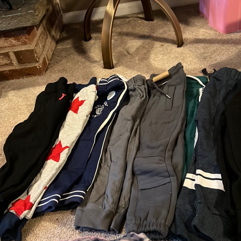 Lot of boys sweatpants size 3t